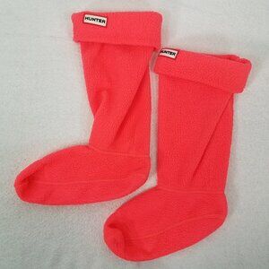 HUNTER Size M 5-7 Fleece Boot Sock Liners in Pink / Coral Red  Good pre-owned co